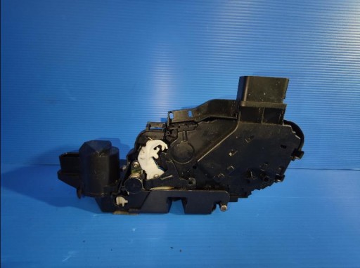 VOLVO XC60 I XC70 V70 S80 31253679 BRAVA VRATA LIJEVA STRANA ZADNJI