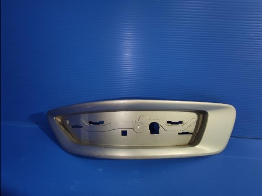 OBLOGA NOSAČ MAČJE OKO (KATADIOPTER) BRANIKA ZADNJI VOLVO XC70 II 30744514