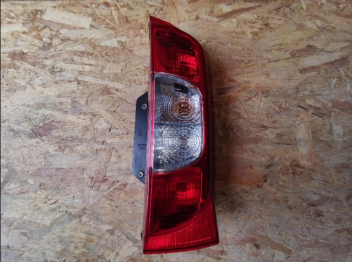 LAMPA FAR ZADNJA  STRANA FIAT FIORINO BIPPER NEMO QUBO