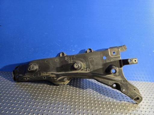 NOSAČ BLATOBRANA PREDNJA STRANA LIJEVA VOLVO XC90 II 15- 31391777
