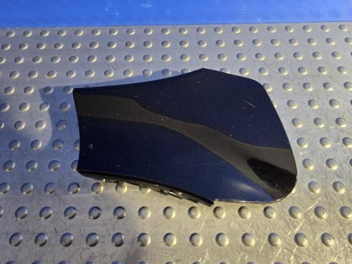 POKLOPAC OTVORA VUČE KUKA ZA VUČU  PREDNJA STRANA MERCEDES-BENZ CLS W218 X218 A2188850526