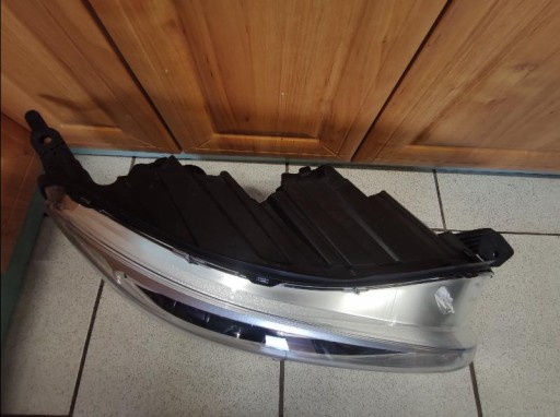 LAMPA FAR PREDNJA STRANA PEUGEOT TRAVELLER EXPERT 16-