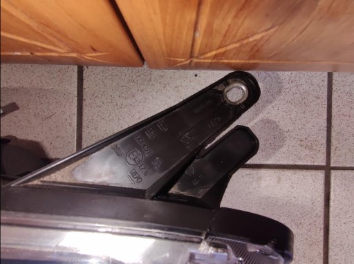 LAMPA FAR PREDNJA STRANA FIAT FIORINO BIPPER QUBO