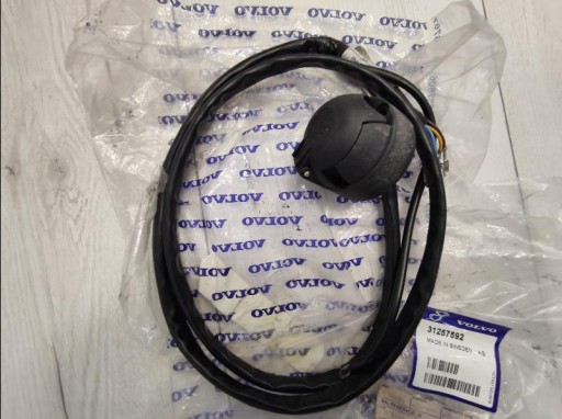 INSTALACIJA POKLOPAC OTVORA VUČE VOLVO S40 V50 31257592