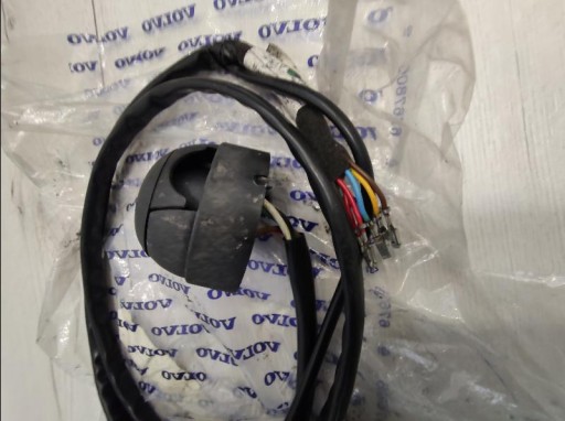 INSTALACIJA POKLOPAC OTVORA VUČE VOLVO S40 V50 31257592