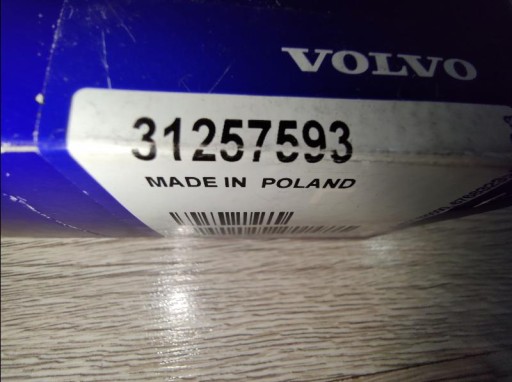 MODUL POKLOPAC OTVORA VUČE KUKA ZA VUČU VOLVO S40 V50 C70 31257593