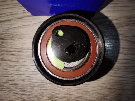 KLIZAČ NAPINJAČ / ZATEZAČ POJASA ROZRZADU VOLVO V70 S70 S80