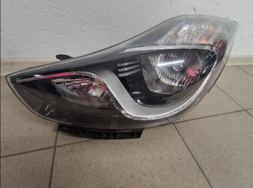 LAMPA FAR PREDNJA STRANA HYUNDAI IX20 92101-1KXXX 9PIN