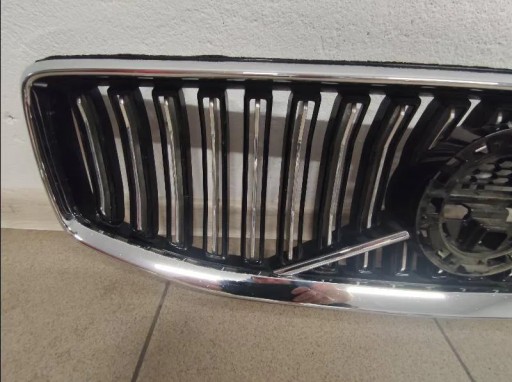 MASKA VOLVO S60 III V60 II 18- 31479295