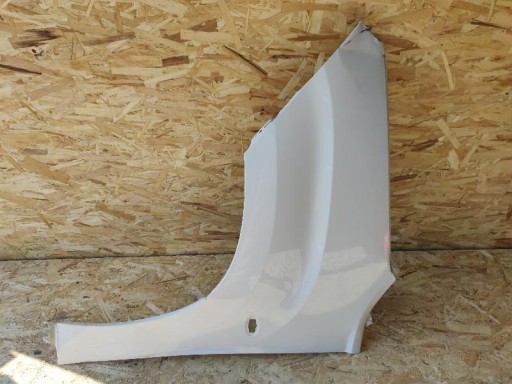 BLATOBRAN PREDNJA STRANA PEUGEOT PARTNER IV BERLINGO