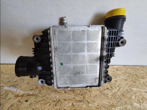 INTERCOOLER ZRAKA JAGUAR XE XF F-PACE VELAR