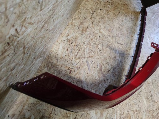 BRANIK PREDNJA STRANA SEAT ARONA 6F9807221B BRANIK PREDNJA STRANA SEAT ARONA 6F9807221B