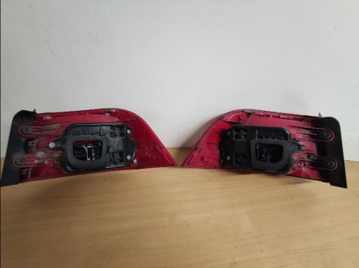 LAMPA FAR ZADNJA  ZADNJI VW PASSAT B7 KARAVAN 3AF945 L+D