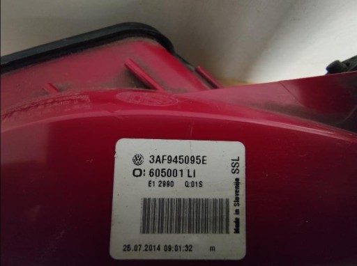 LAMPA FAR ZADNJA  ZADNJI VW PASSAT B7 KARAVAN 3AF945 L+D