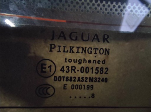 STAKLO ZADNJI ZADNJA JAGUAR XF X250