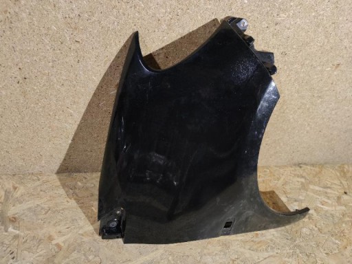 BLATOBRAN PREDNJA STRANA SMART FORTWO III A4538810201