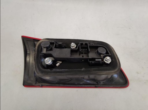 LAMPA FAR ZADNJA  STRANA W GEPEKA FIAT CROMA 27480202