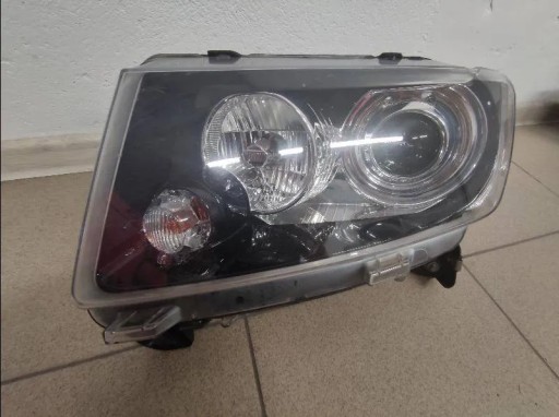 LAMPA FAR PREDNJA STRANA JEEP COMPASS MK OBICNI TAMNA