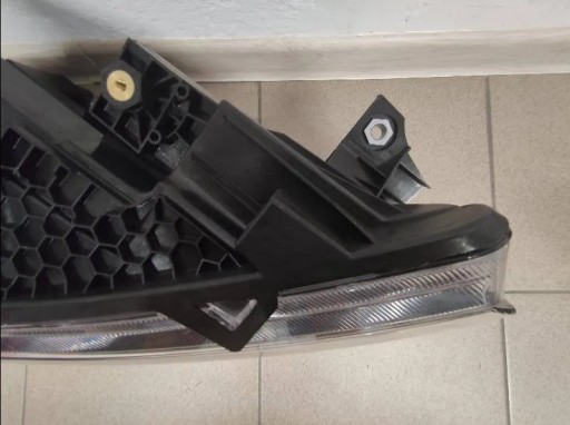 LAMPA FAR PREDNJA STRANA FORD TOURNEO CONNECT FULL LED