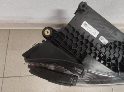 LAMPA FAR PREDNJA STRANA FORD TOURNEO CONNECT FULL LED