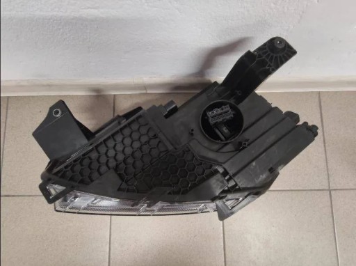 LAMPA FAR PREDNJA STRANA FORD TOURNEO CONNECT FULL LED