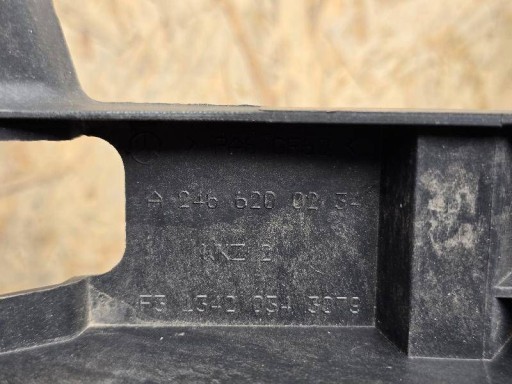 MERCEDES-BENZ B W246 A2466200234 CLA W117 VEZNI LIM PREDNJA STRANA POJAČANJE ŠOFER ŠAJBA