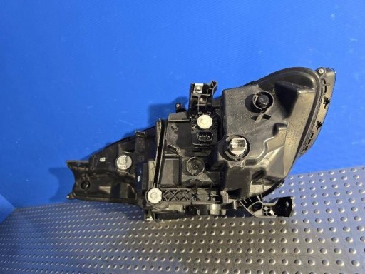 HONDA JAZZ IV REDIZAJN 15- W3678 FULL LED LAMPA FAR PREDNJA STRANA DESNA ODLIČNO STANJE