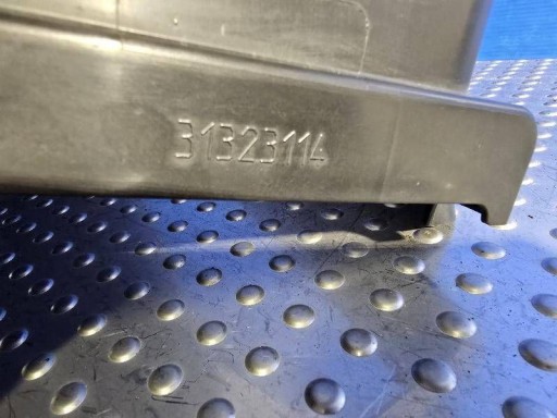VOLVO V40 II 12- 31323114 VOLAN ZRAK / CRIJEVO REŠETKA ZRAKA INTERCOOLERA