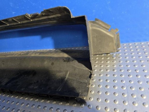 VOLVO V40 II 12- 31323114 VOLAN ZRAK / CRIJEVO REŠETKA ZRAKA INTERCOOLERA