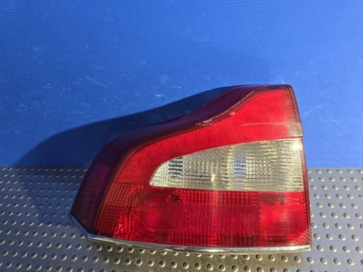 VOLVO S80 II REDIZAJN LED LAMPA FAR ZADNJA  ZADNJI LIJEVA STRANA OŠTEĆENA KROM OK