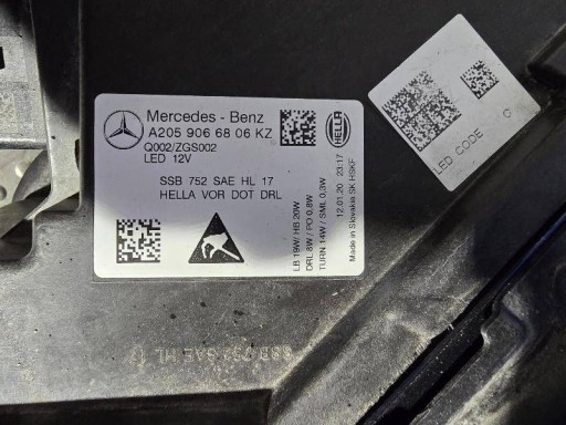 MERCEDES-BENZ C W205 PERFORMANCE A2059066806 LAMPA FAR PREDNJA STRANA DESNA