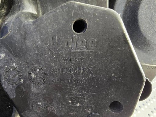 FIAT GRANDE PUNTO EVO 89102044 LAMPA FAR PREDNJA STRANA LIJEVA