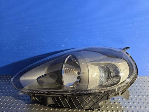 FIAT GRANDE PUNTO EVO 89102044 LAMPA FAR PREDNJA STRANA LIJEVA