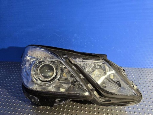 MERCEDES-BENZ E W212 BI-XENON A2128200239 LAMPA FAR PREDNJA STRANA DESNA