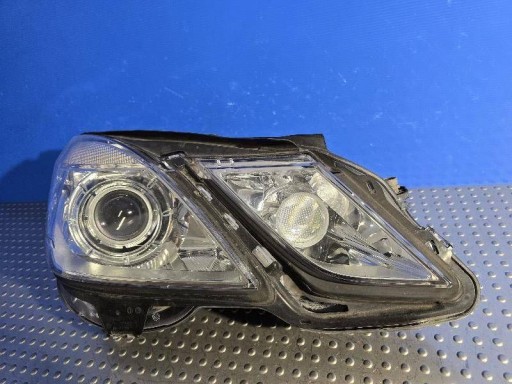 MERCEDES-BENZ E W212 BI-XENON A2128200239 LAMPA FAR PREDNJA STRANA DESNA