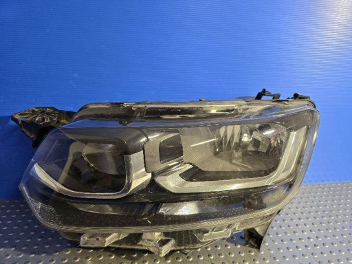 TOYOTA PROACE CITY 19- VERSO 9835780680 LAMPA FAR PREDNJA STRANA LIJEVA