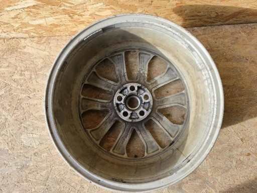 LAND ROVER DISCOVERY V 5 MY42-1007-CA FELGA ALUMINIJSKA 9.5JX21 EH2+ ET49 LAND ROVER DISCOVERY V 5 MY42-1007-CA FELGA ALUMINIJSKA 9.5JX21 EH2+ ET49