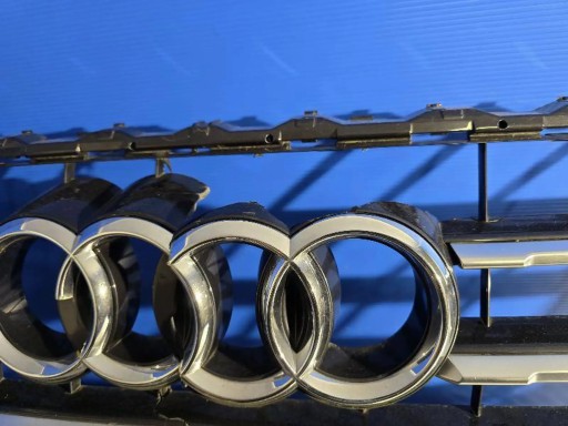 AUDI Q7 II 15- QUATRO 4M0853651F MASKA HLADNJAKA GRIL AUDI Q7 II 15- QUATRO 4M0853651F MASKA HLADNJAKA GRIL