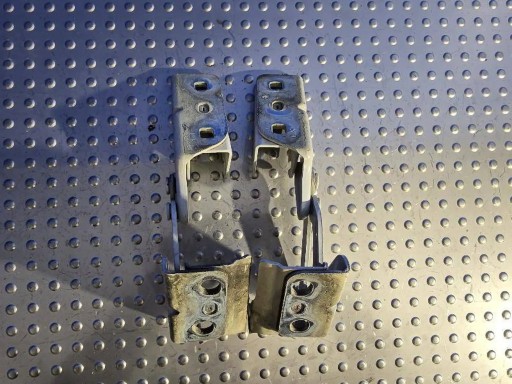 IVECO DAILY 14- 58087046 NOSAČ / ŠKARE HAUBE KOMPLET