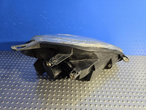 FIAT GRANDE PUNTO LAMPA FAR PREDNJA STRANA LIJEVA