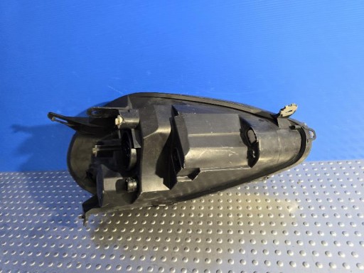 FIAT GRANDE PUNTO LAMPA FAR PREDNJA STRANA LIJEVA
