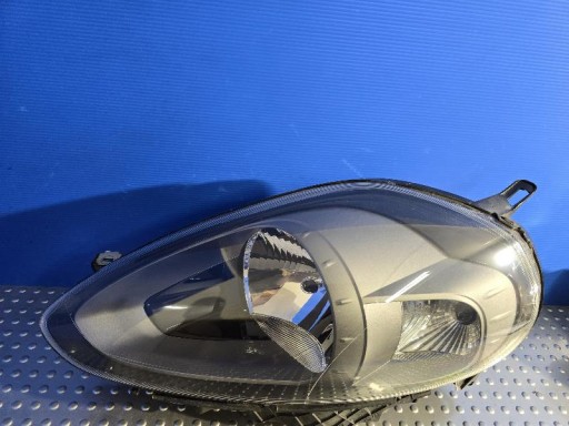 FIAT GRANDE PUNTO EVO SIVA LAMPA FAR PREDNJA STRANA LIJEVA