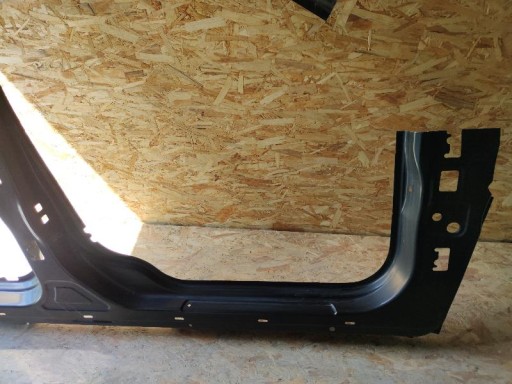 VOLVO XC70 V70 XC-70 07-16 GOLI OPLATA PRAG DESNA STRANA