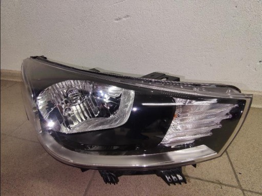KIA RIO IV 17- OBIČNA 92102-H8 LAMPA FAR PREDNJA STRANA DESNA