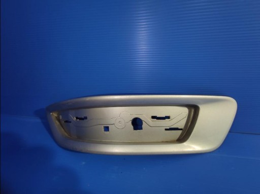 OBLOGA NOSAČ MAČJE OKO (KATADIOPTER) BRANIKA ZADNJI VOLVO XC70 II 30744514