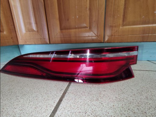 LAMPA FAR ZADNJA STRANA ZADNJI JAGUAR F-PACE REDIZAJN 21- F PACE MK83-13405-AD LAMPA FAR ZADNJA STRANA ZADNJI JAGUAR F-PACE REDIZAJN 21- F PACE MK83-13405-AD