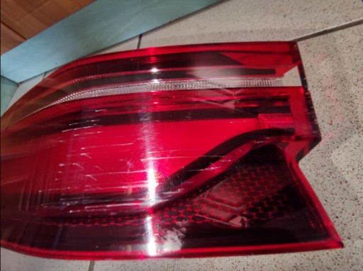 LAMPA FAR ZADNJA STRANA ZADNJI JAGUAR F-PACE REDIZAJN 21- F PACE MK83-13405-AD LAMPA FAR ZADNJA STRANA ZADNJI JAGUAR F-PACE REDIZAJN 21- F PACE MK83-13405-AD