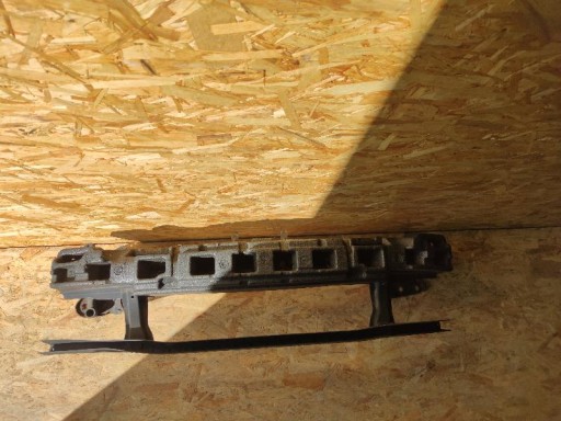 GREDA BRANIKA PREDNJA STRANA VW PASSAT B6 VOLKSWAGEN 3C0807093 OE