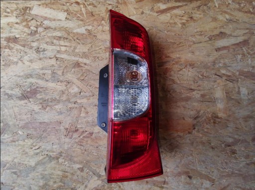 LAMPA FAR ZADNJA  STRANA FIAT FIORINO BIPPER NEMO QUBO