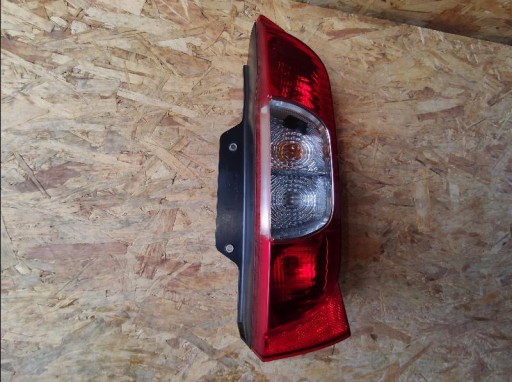 LAMPA FAR ZADNJA  STRANA FIAT FIORINO BIPPER NEMO QUBO